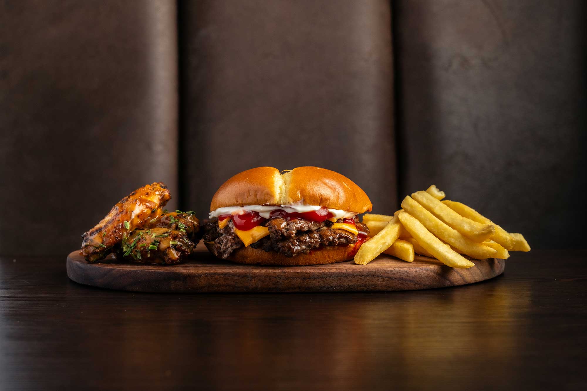 Cheesy Classic, Wings & Fries